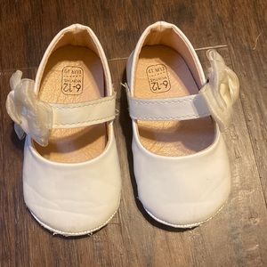 Baby dress shoes, 6-12 months